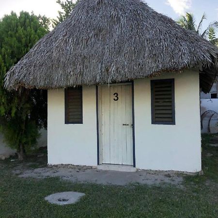 Cabana 7 Leguas, Casa Mama El Cuyo Hotel Exterior photo
